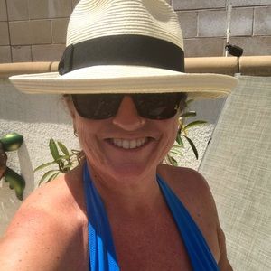 Meet your Posher, Sharee